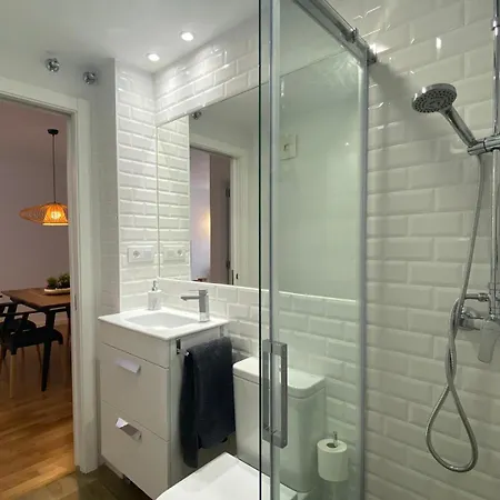 C68 Parking & Comfort - Private Terrace Apartmán